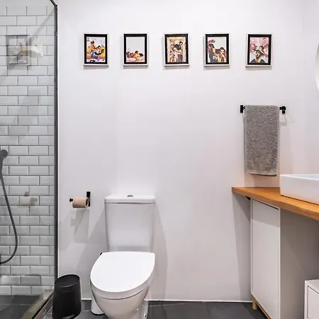 Casa Do Luar - By Wehost