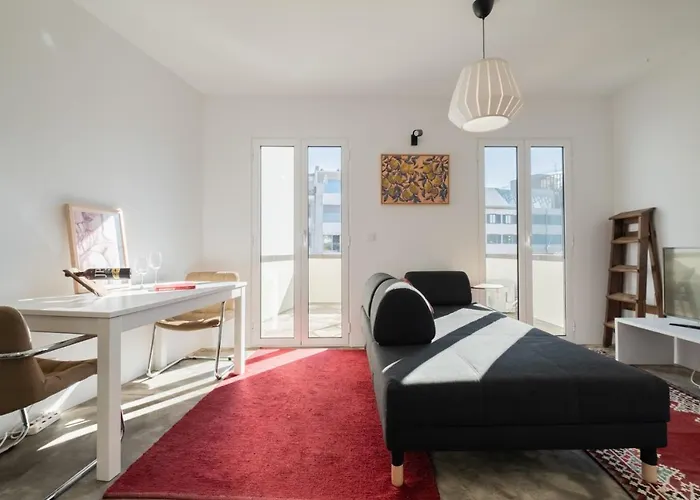 Casa Do Luar - By Wehost