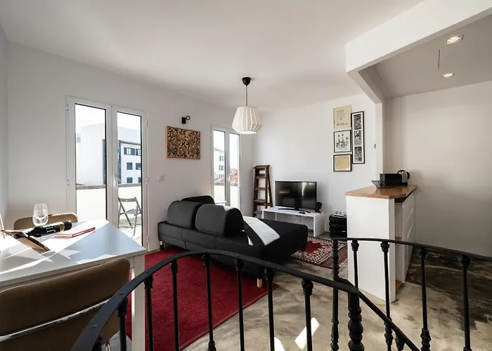 Casa Do Luar - By Wehost *