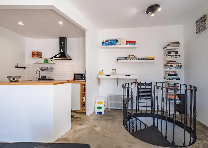 Casa Do Luar - By Wehost